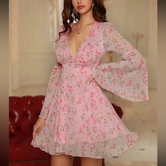 Floral Deep V Flounce Sleeve Mini Dress